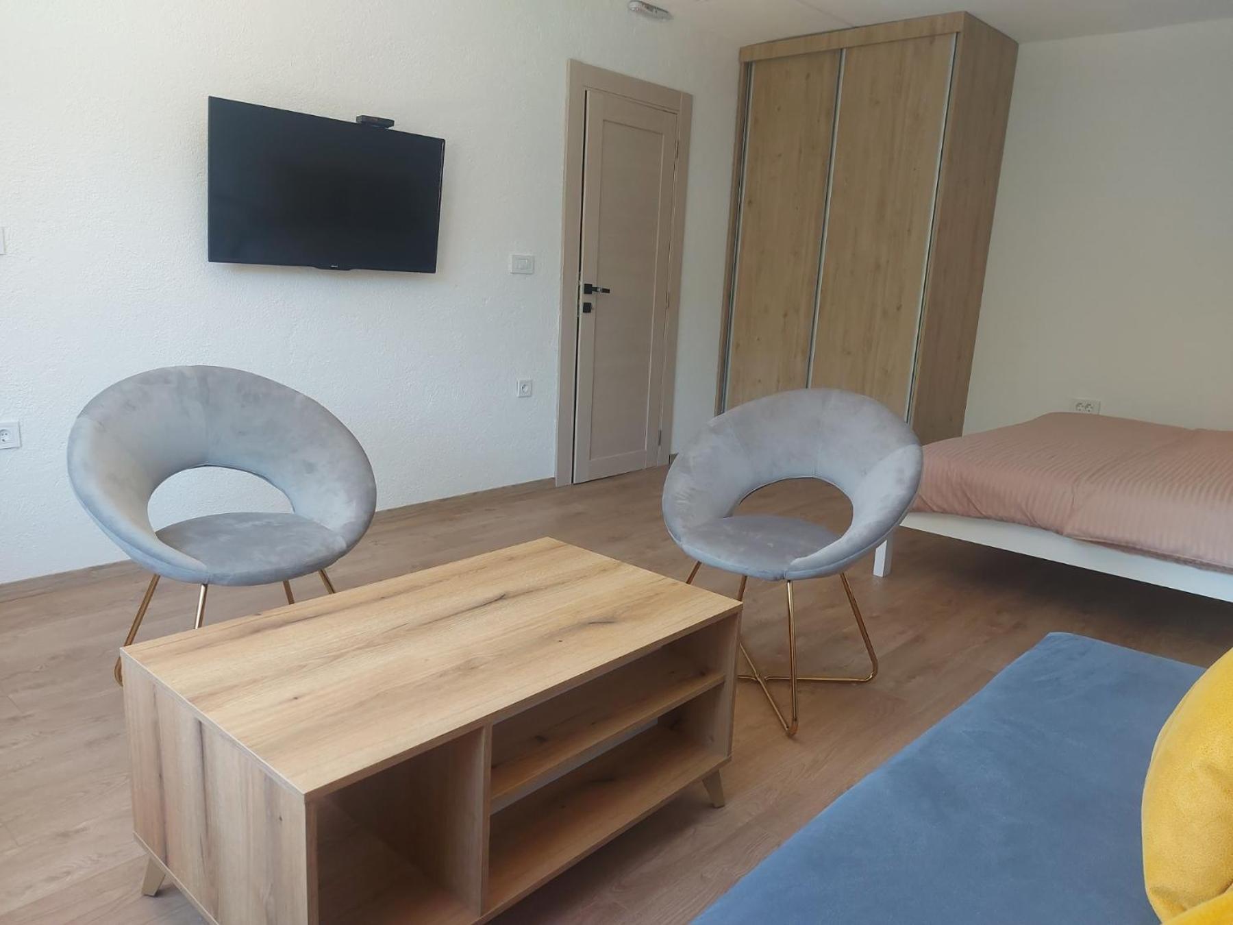 Rooms Lida & Friendly Home Плав Экстерьер фото